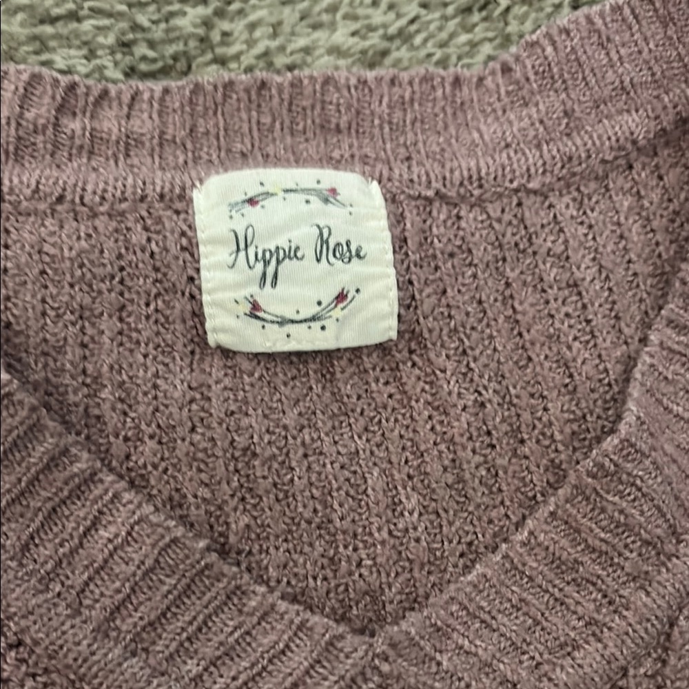 Universal Thread Pink V-Neck Sweater with Ribbed Texture - Picture 2 of 4
